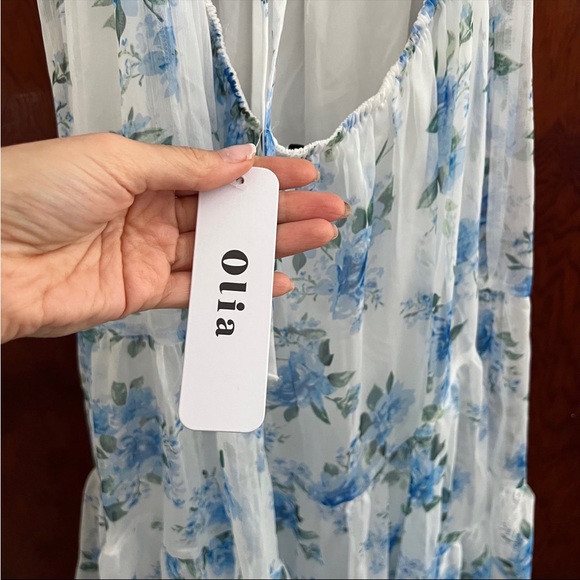 White and Blue Floral Puff Sleeve Bustier Backless Midi Dress 🌿 - Picture 11 of 13